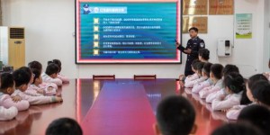 警校联动 平安相伴  冰城公安筑牢校园安全防线