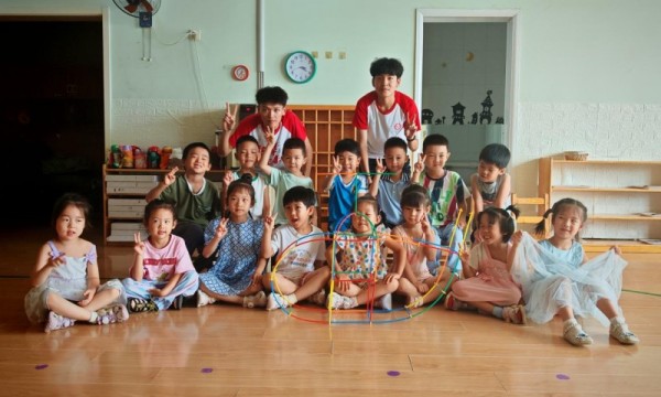 七彩假期｜播种思想，科技引领，伴爱童心 助成长志愿服务活动
