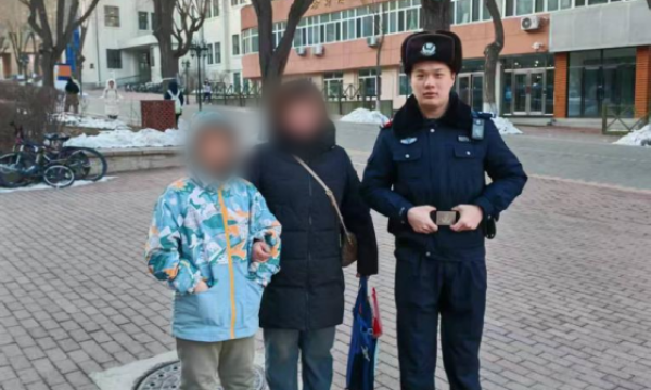 冰城公安： 三力齐发强巡控  让平安触手可及