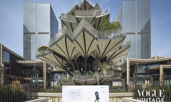 西安万象城与《服饰与美容VOGUE》开启可持续时尚风潮， 以首发势能共创城市新地标